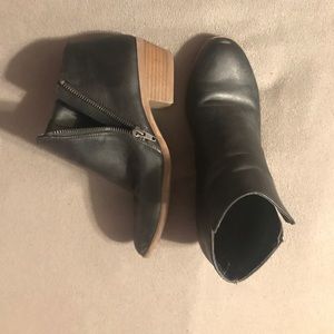 Black American Eagle Booties